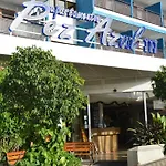 蓝之鱼公寓式酒店 3*