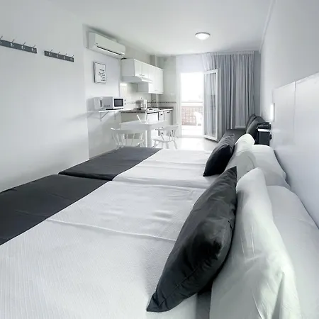 Pez Azul Puerto de la Cruz (Tenerife)