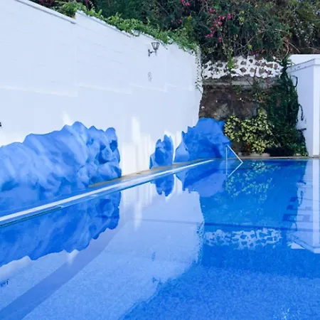 Pez Azul Apartahotel 3*