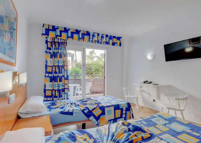 Pez Azul Aparthotel 3*