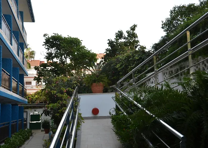 蓝之鱼公寓式酒店 3* 拉克鲁斯