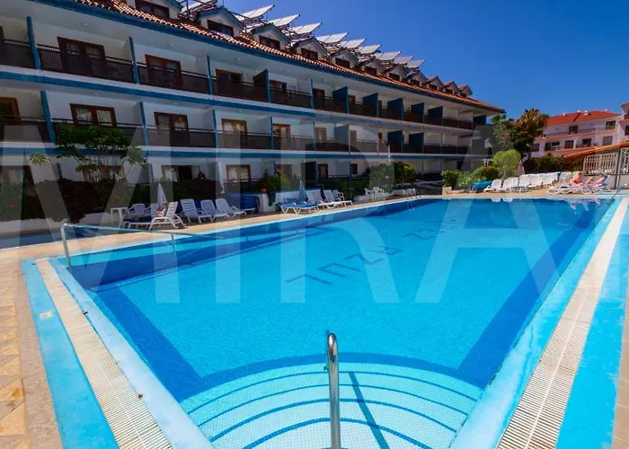 Aparthotel Pez Azul 3*